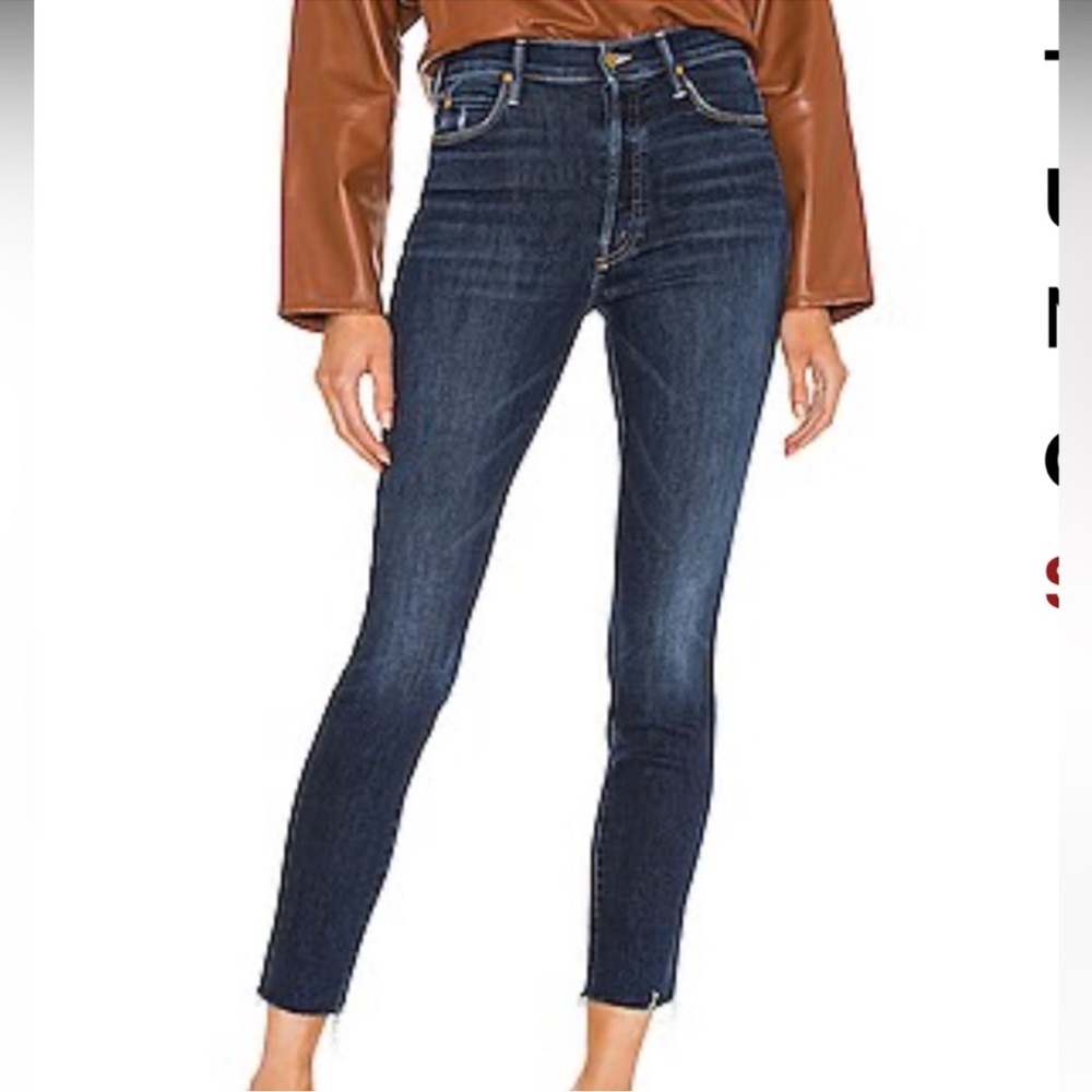 Mother The Stunner Ankle Fray Jeans In "Teaming Up" 💕💕